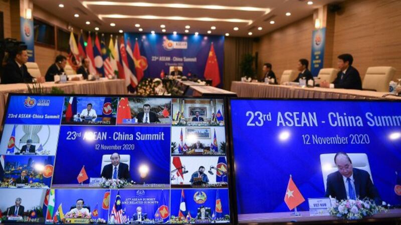 RCEP若生效将冲击台湾高关税产品,对中国则有利于在亚洲寻找新市场。(法新社)