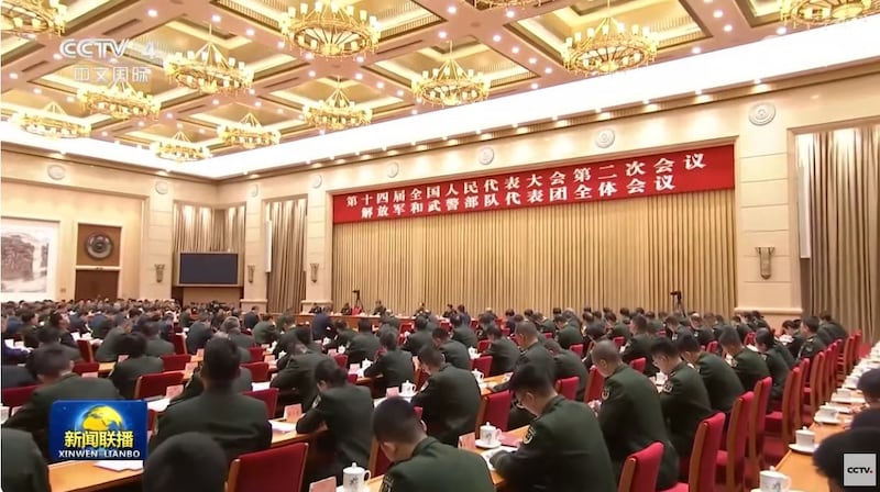 2024年3月7日,习近平出席解放军和武警部队代表团全体会议。(视频截图/CCTV)