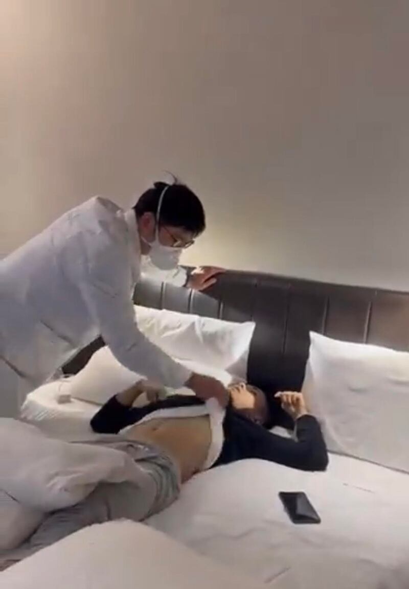 有人在隔离酒店期间失去知觉,医生上门证实已经死亡。(网上截图/古亭提供)