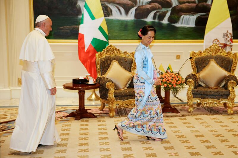 Pope Francis meets Aung San Suu Kyi in Naypyidaw, Myanmar, Nov. 28, 2017.