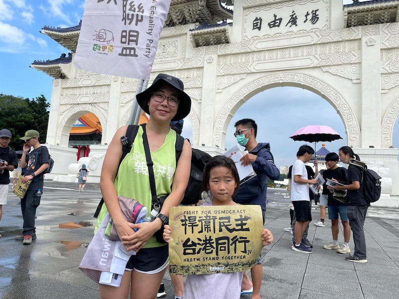 赖宣任表示,带孩子一同参与民主运动,是最好的公民教育课。(陈子非摄)