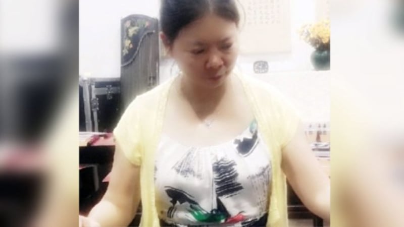 姚青（图）认为，武汉封城没有法律依据而且程序违法，向政府提出诉讼。（姚青独家提供，拍摄日期不详）