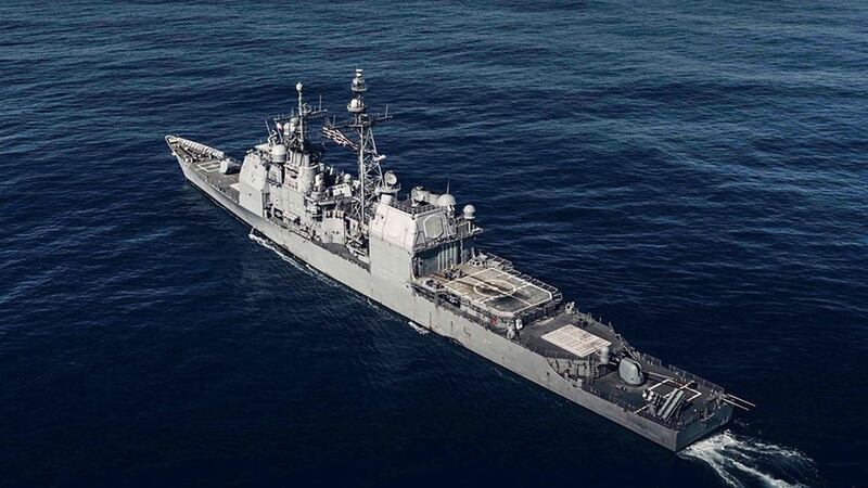 昌塞勒斯维号(图)15日进行一般演训时,由东海驶往南海。(示意图/图取自facebook.com/pg/USS.Chancellorsville)