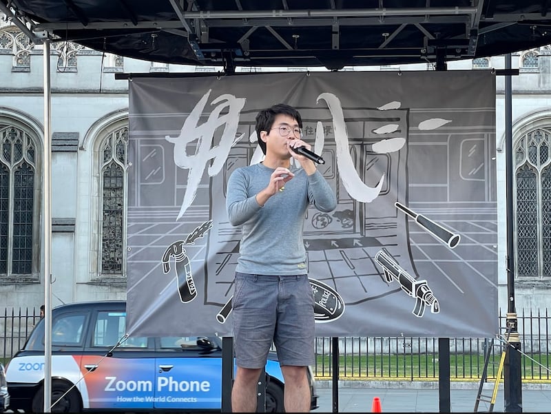 伦敦集会主办组织之一、“英国港侨协会”创办人郑文杰形容,“831事件”是反送中运动中最血腥、最沉痛的一夜,港人从此对香港警队失去信心。 (吕熙摄)