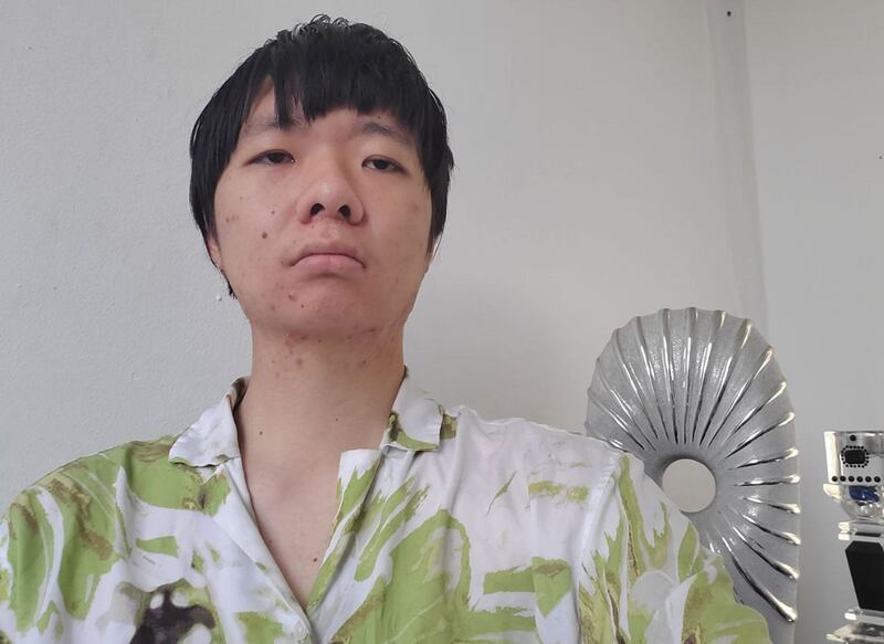 2022年11月2日,中国异议人士王靖渝促请荷兰当局驱逐中国海外警察。(王靖渝独家提供)