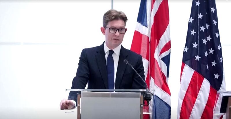 英国军情五处处长肯·麦卡雷姆透露,军情五处已加强力度打击中方“令人忧虑”的各项活动,并指军情五处针对中国的调查行动是2018年的七倍,并会继续扩展。(路透社视频截图)