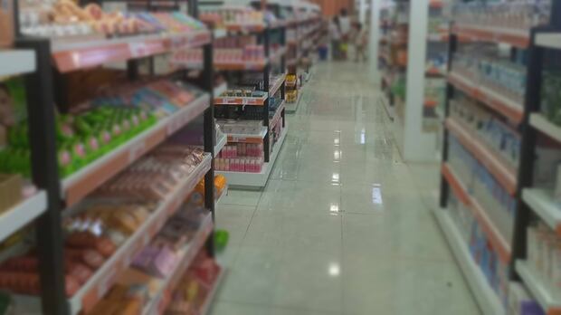 Laos cracks down on imports of unlabeled goods