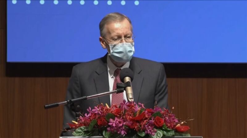 美国在台协会台北办事处长郦英杰说，美国将与各国合作打造安全供应链。(图源：AP)
