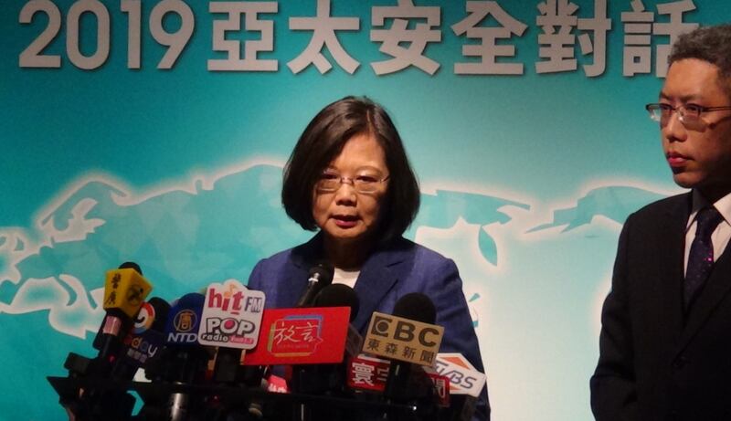 蔡英文出席“2019亚太安全对话”,会后接受联访。(记者夏小华摄)